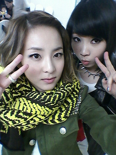2ne1 pictures Me2day110303